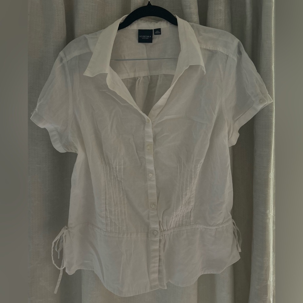 Williams Sonoma button down adjustable waist shirt